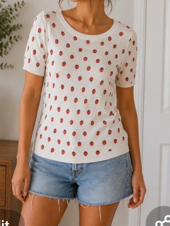 Cooperative Sweaters - Cooperative Strawberry Print 100% Cotton Lightweight Knit Sweater Top Small